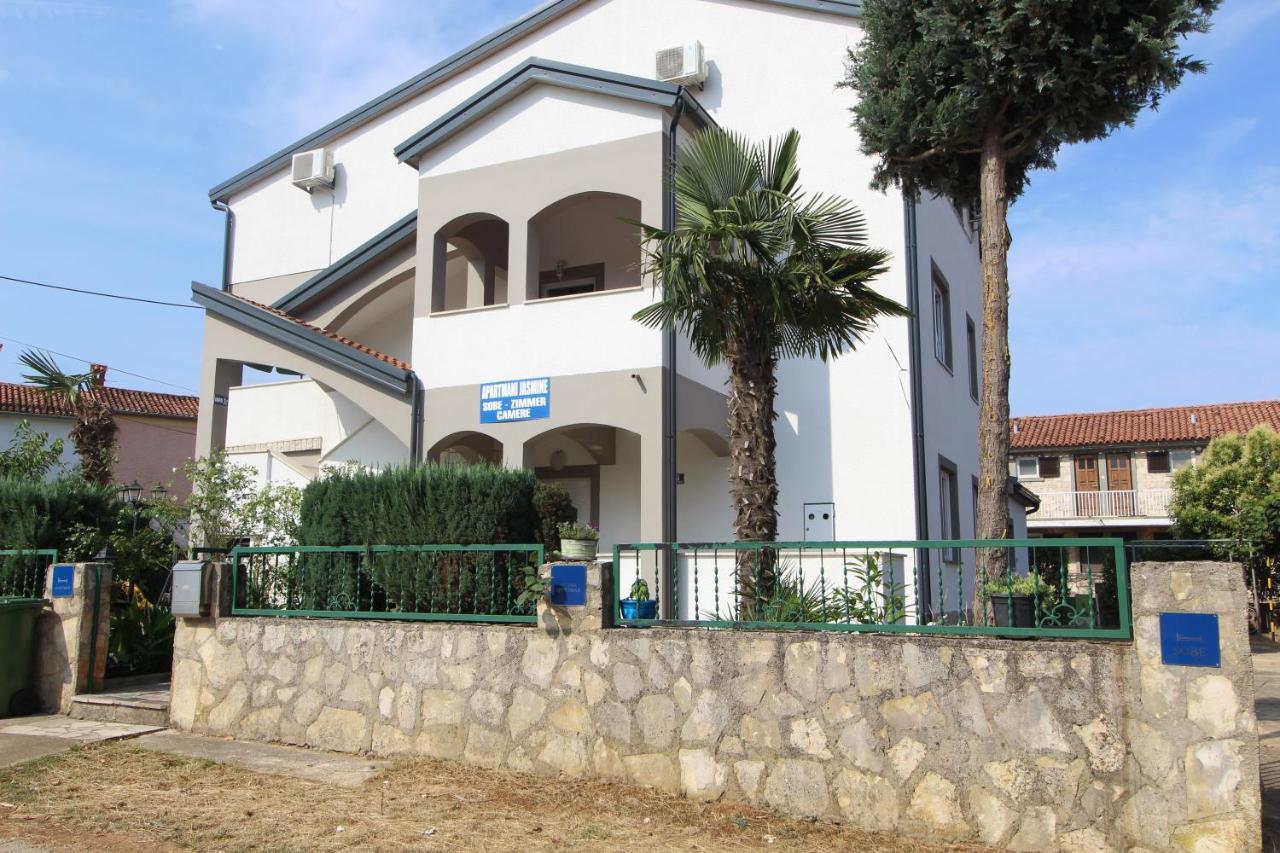 Apartments&Zimmer Jasmine Funtana Exterior foto